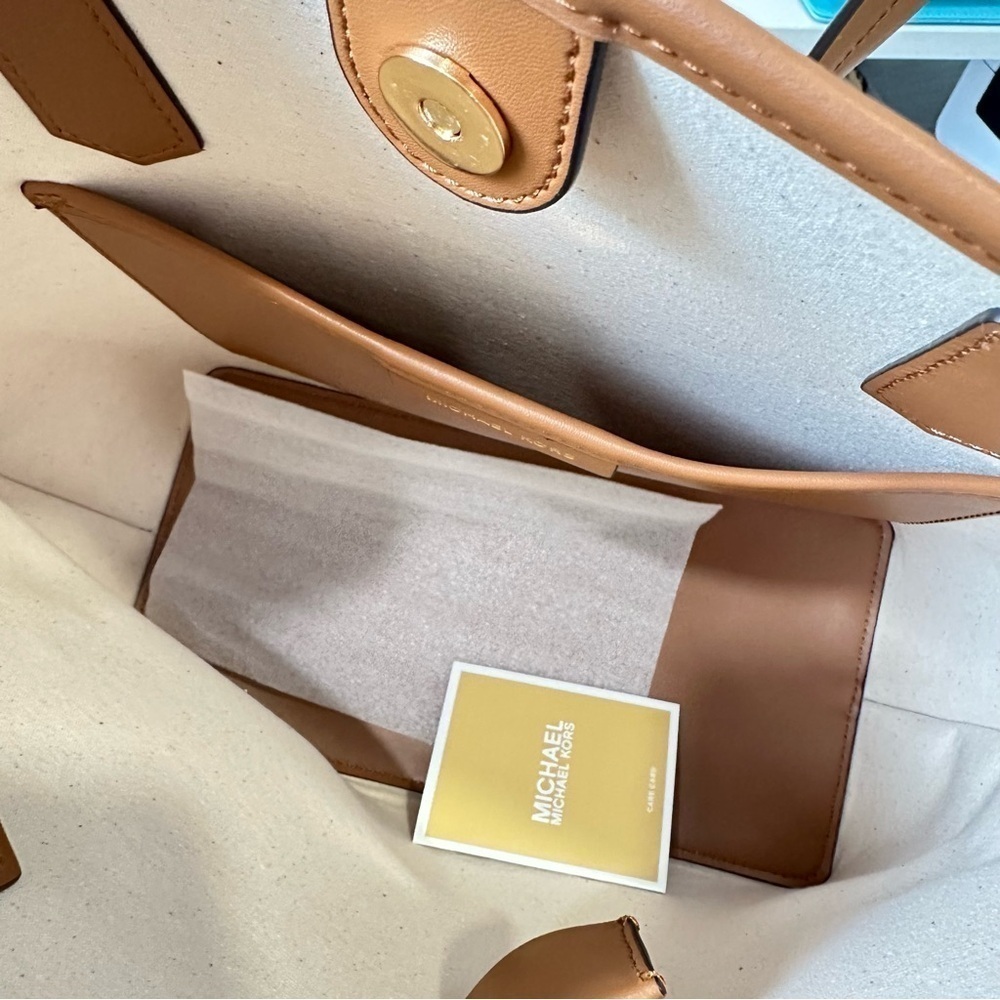 Michael Kors Jane Large Canvas Tote Carryall Bag in Natural - Picture 8 of 13